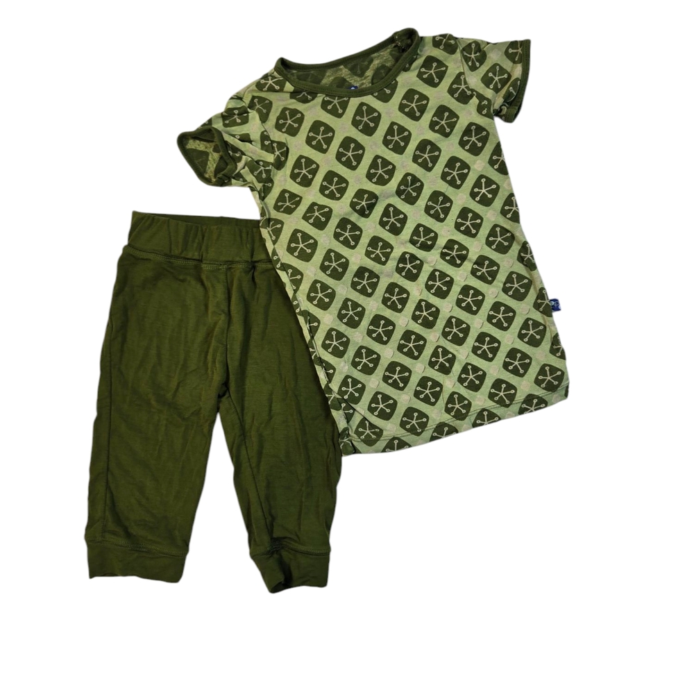 Green Patterned Kids KicKee Pants Outfit